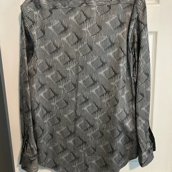 Robert Graham Monochrome Striped Shirt - Picture 6 of 6